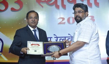 कोकण रेल्वेचे उपमहाव्यवस्थापक गिरीश करंदीकर यांचा विशेष गौरव