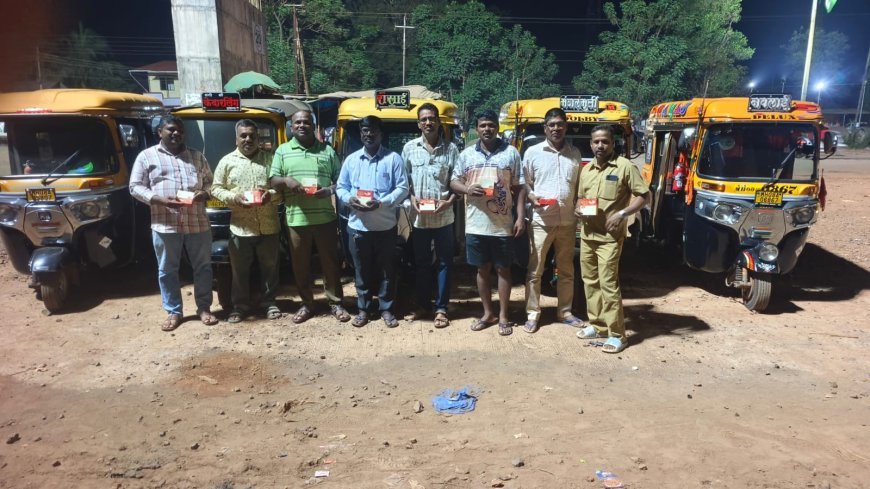 गुरु माउली बचत गट लांजा च्या गटातील सर्व सभासदांना दिवाळीचा बोनस